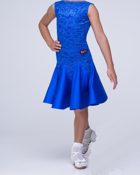 Pre-teen approved costume sample